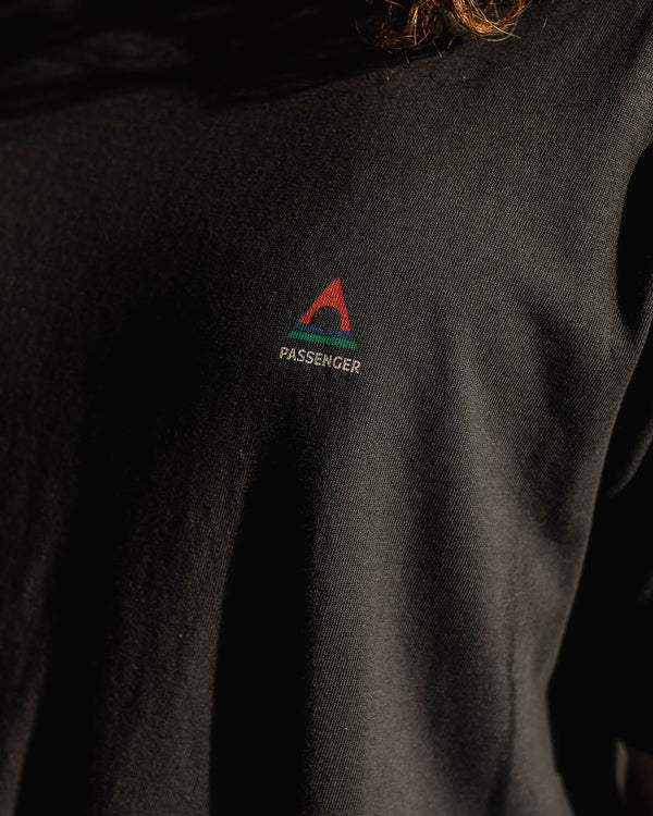 Passenger Men's Classic Logo Organic Cotton T-Shirt