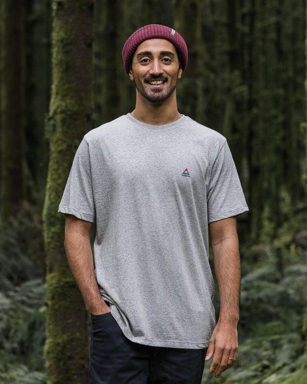 Passenger Men's Classic Logo Organic Cotton T-Shirt