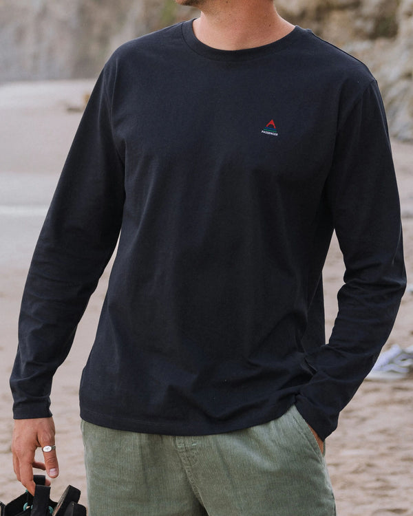 Passenger Men's Classic Logo Recycled Cotton LS T-Shirt