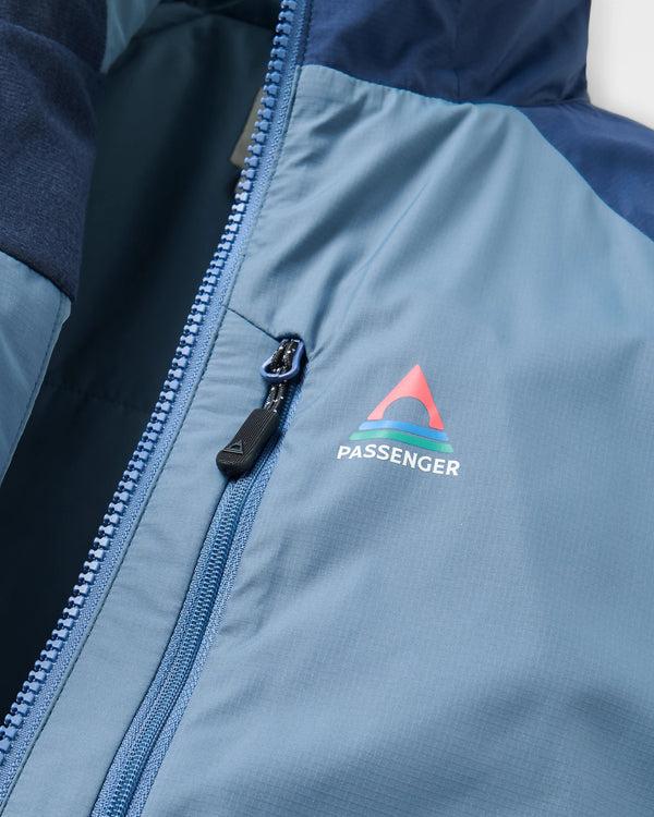 Passenger Men's Daybreak Lightweight Recycled Thermore® Hoodless Jacket