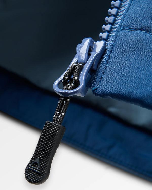 Passenger Men's Daybreak Lightweight Recycled Thermore® Hoodless Jacket