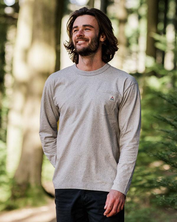 passenger Men's Heritage Organic Relaxed Fit LS T-Shirt