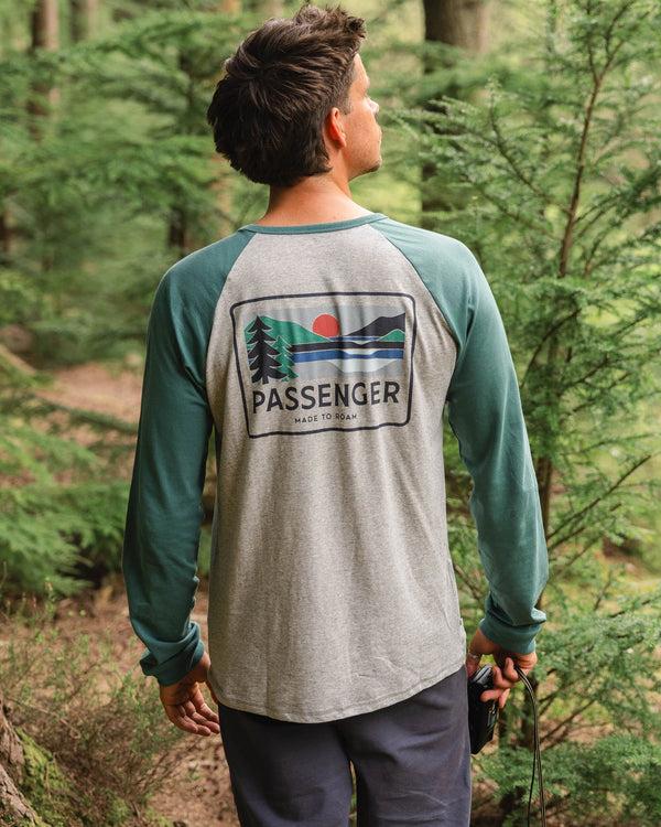 passenger Men's Roamer Recycled Cotton Raglan T-Shirt
