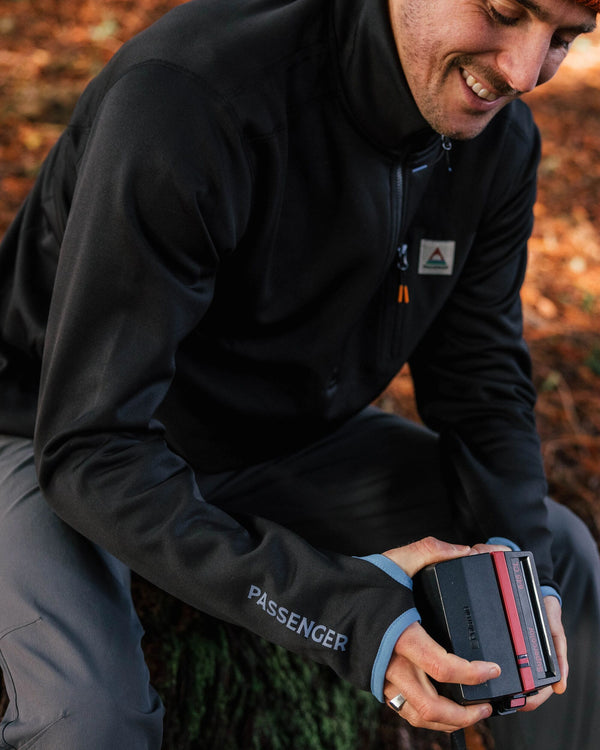 Passenger Men's Solitude Recycled Polartec® Fleece Pullover