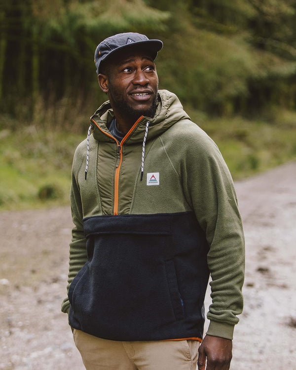 passenger Men's Woodland Hooded 1/2 Zip Recycled Polar Fleece