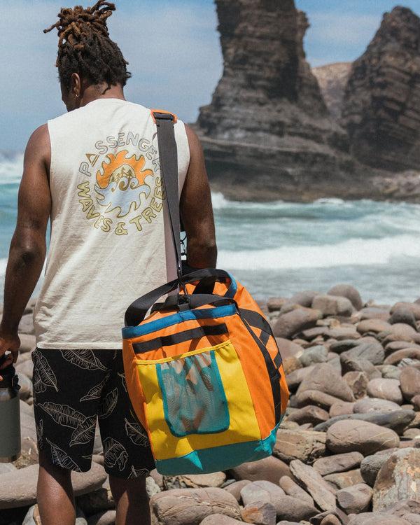 Passenger Boondocker Gear Tote 48L