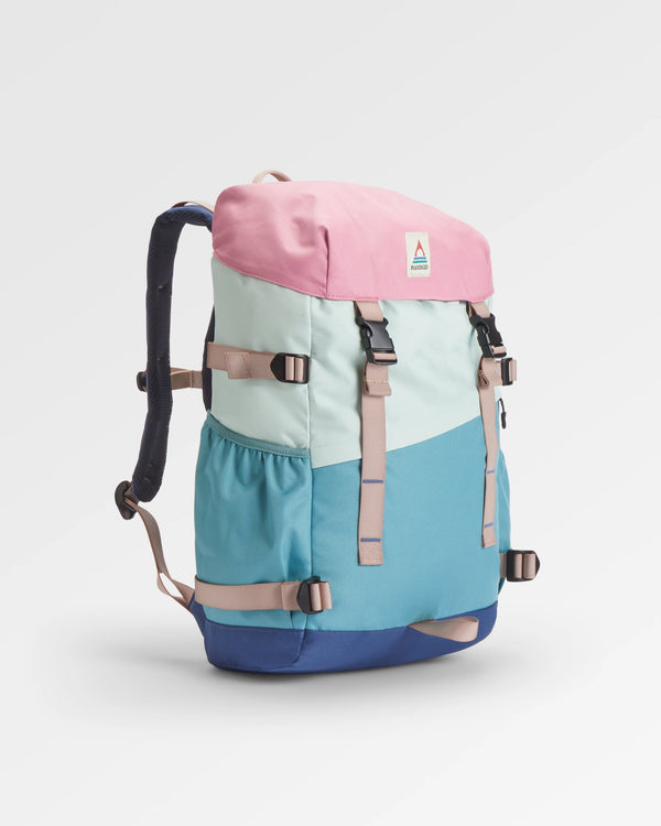 Passenger Boondocker Recycled 26L Backpack