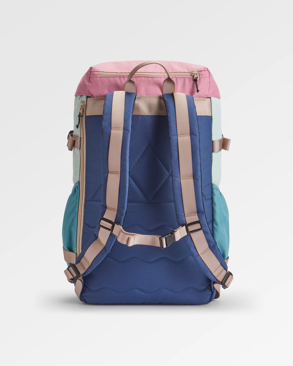 Passenger Boondocker Recycled 26L Backpack