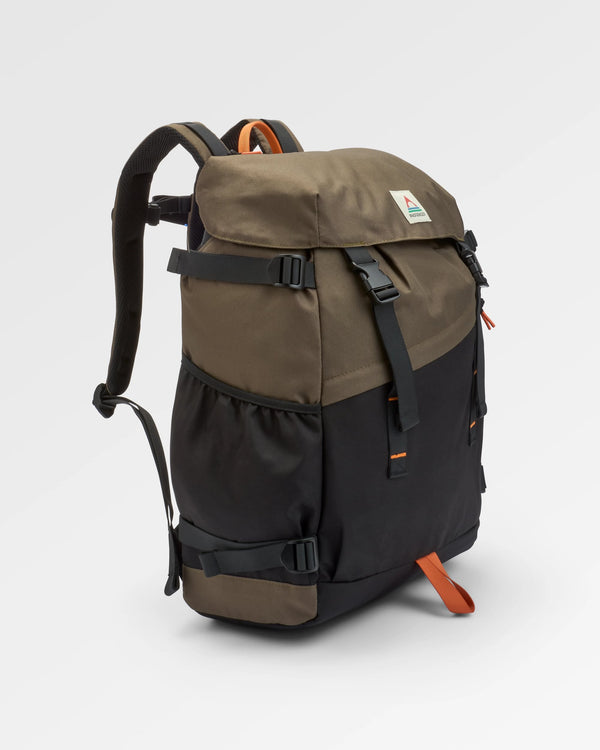 Passenger Boondocker Recycled 32L Backpack