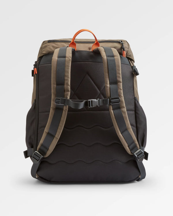 Passenger Boondocker Recycled 32L Backpack