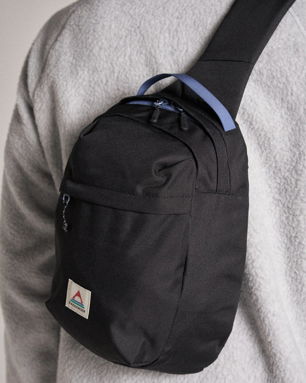 Passenger Boondocker Recycled Sling 8L