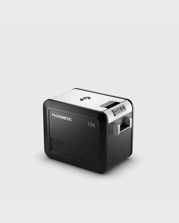 Passenger Dometic CFX3 25