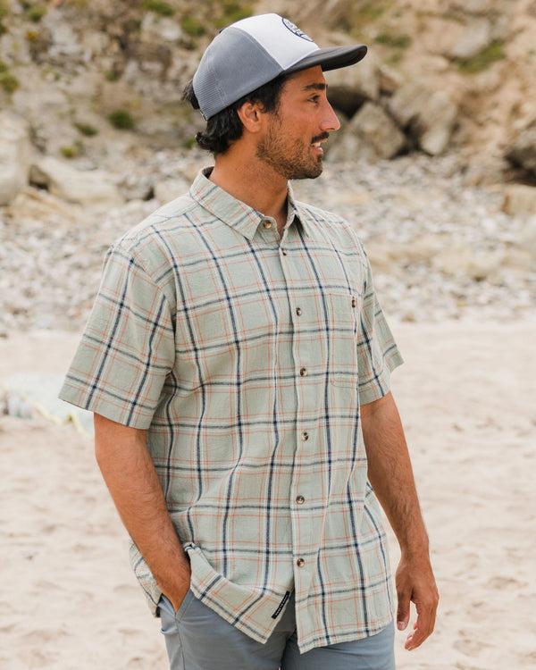 passenger Men's Chill Short Sleeve Shirt