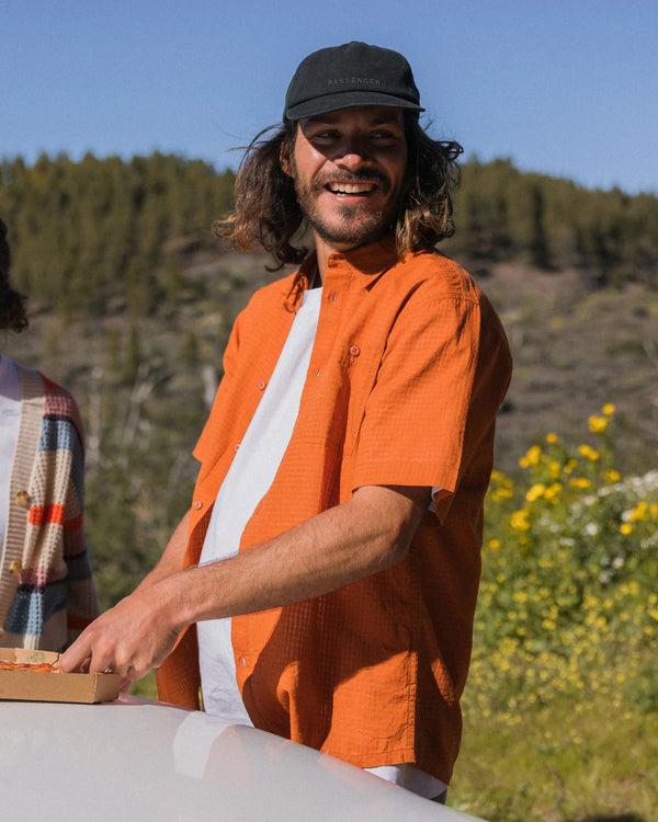 passenger Men's Chill Textured Short Sleeve Shirt