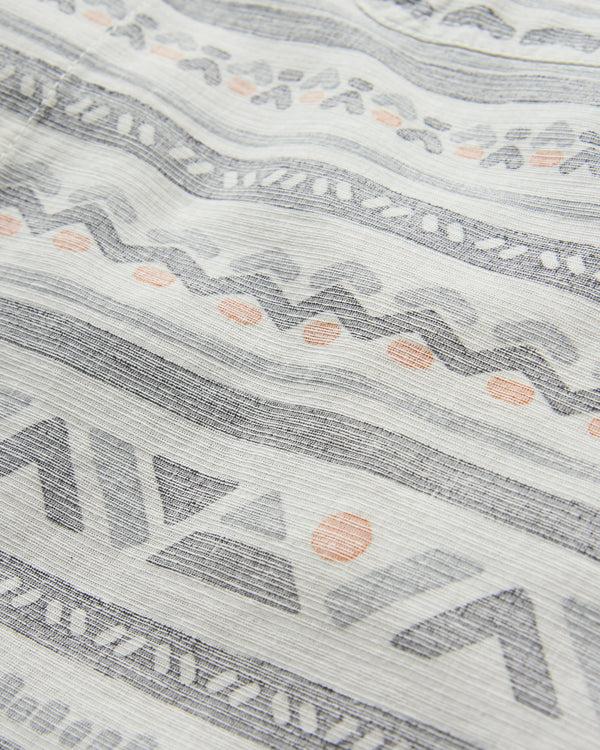 Passenger Men's Chill Textured Short Sleeve Shirt