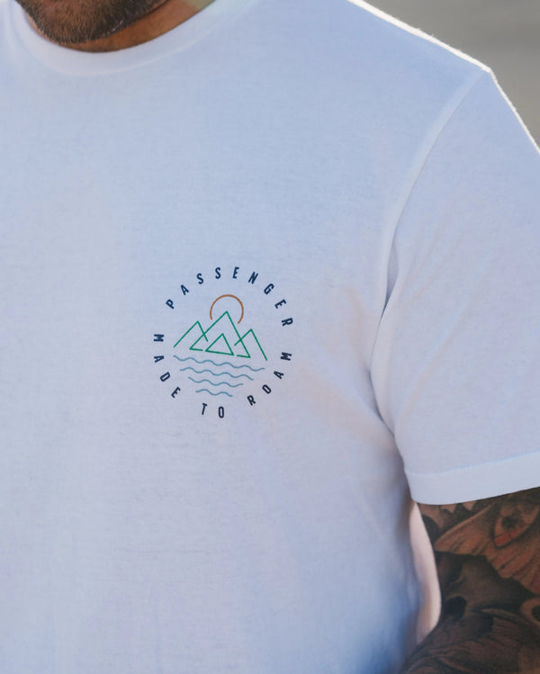 Passenger Men's Escapism Recycled Cotton T-Shirt