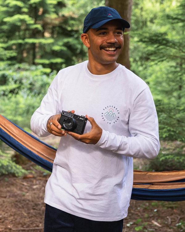 Passenger Men's Escapism Recycled LS T-Shirt