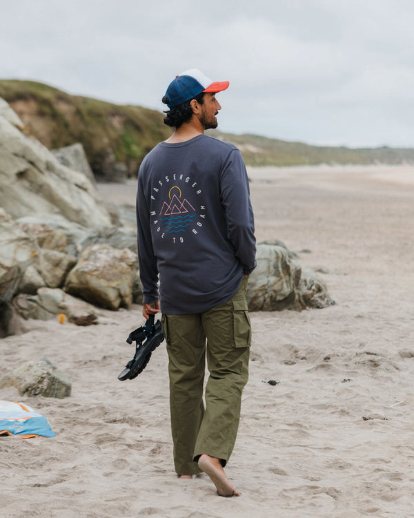 Passenger Men's Escapism Recycled LS T-Shirt