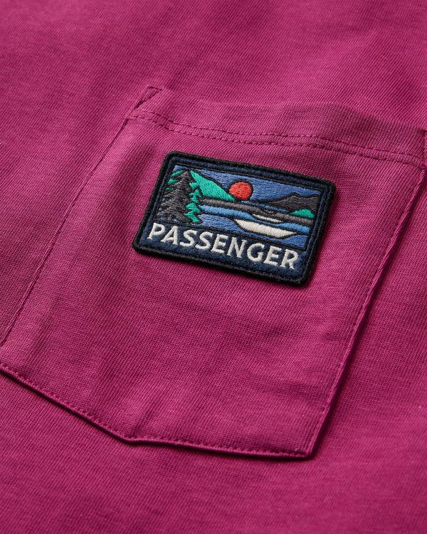 Passenger Men's Roamer Patch Relaxed Fit T-Shirt
