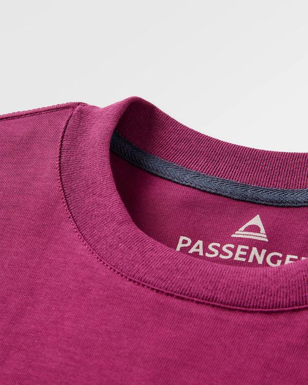 Passenger Men's Roamer Patch Relaxed Fit T-Shirt