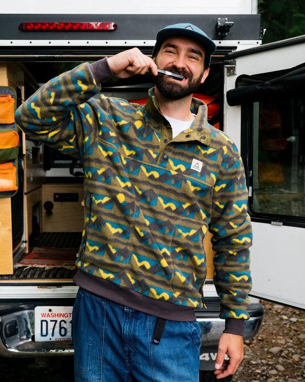 passenger Men's Take It Easy Polar Fleece