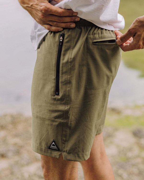 Passenger Men's Traveller All Purpose Short