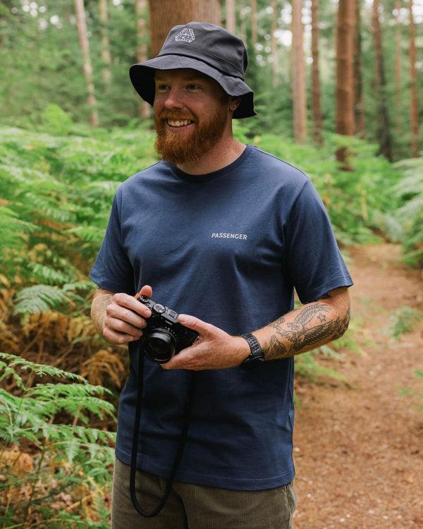 Passenger Roamer Men's Recycled Cotton T-Shirt