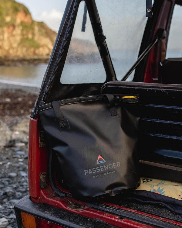 passenger Tide Recycled 20L Bucket Bag