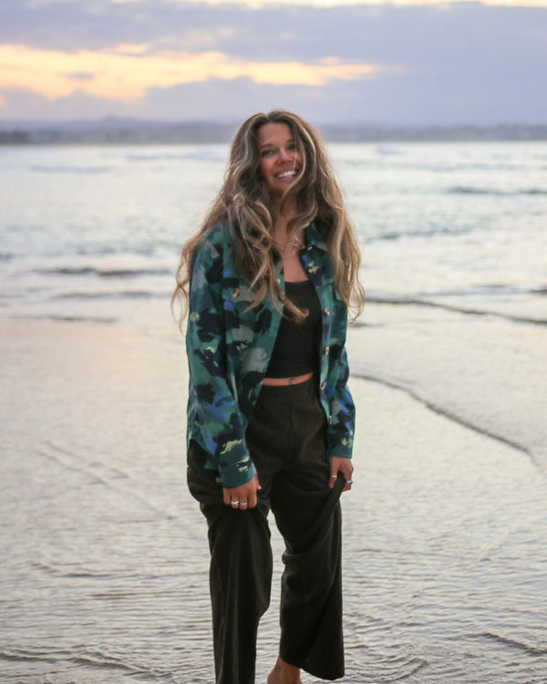 Passenger Women's Coral Organic Cotton LS Shirt