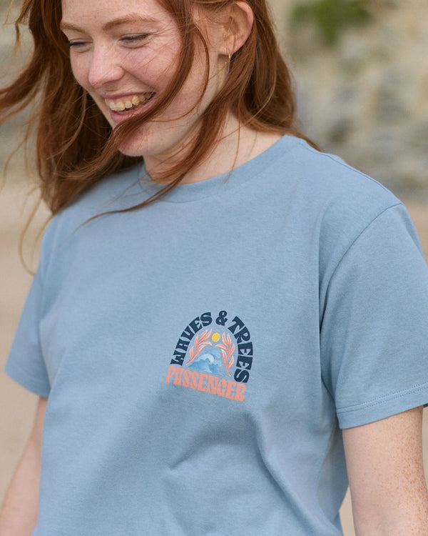 Passenger Women's Dawning Recycled Cotton T-shirt