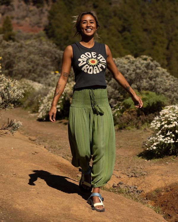 Passenger Women's Daylily Loose Trouser