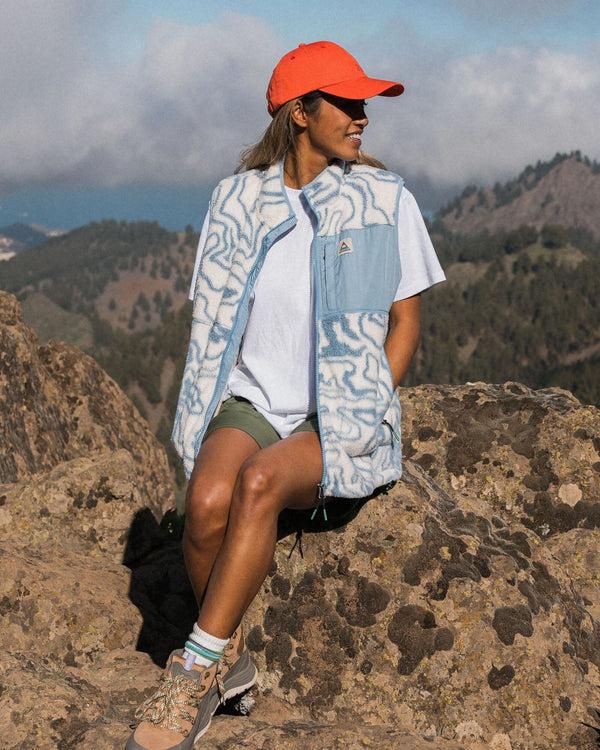 Passenger Women's Fairbanks Recycled Sherpa Gilet