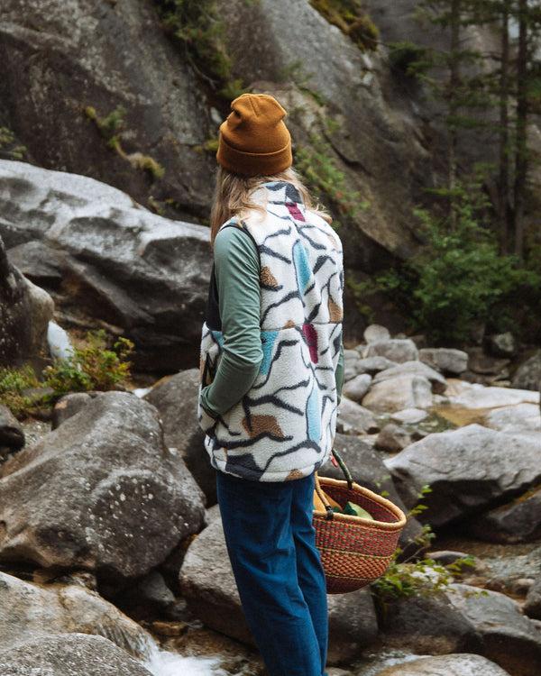 Passenger Women's Fairbanks Recycled Sherpa Gilet