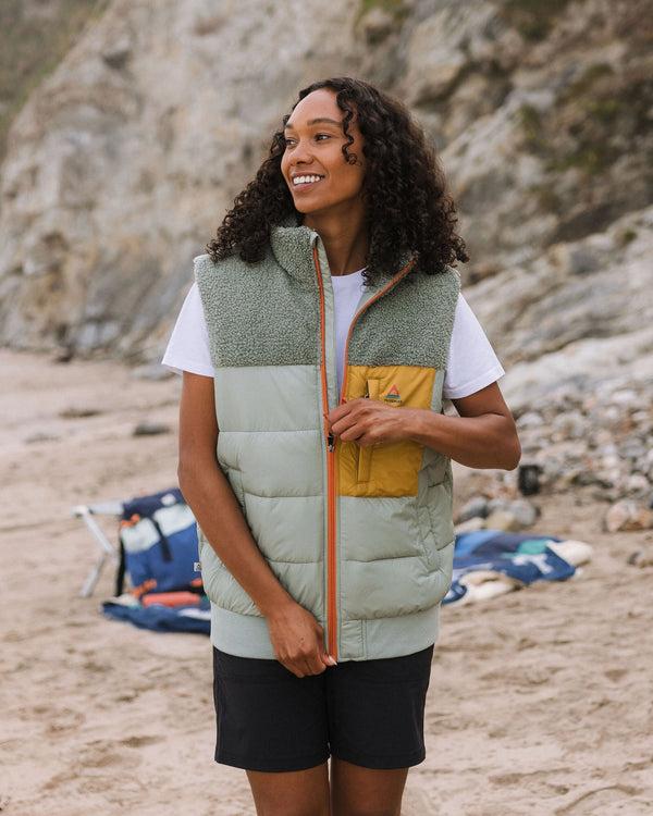 passenger Women's Inspire Recycled Insulated Gilet