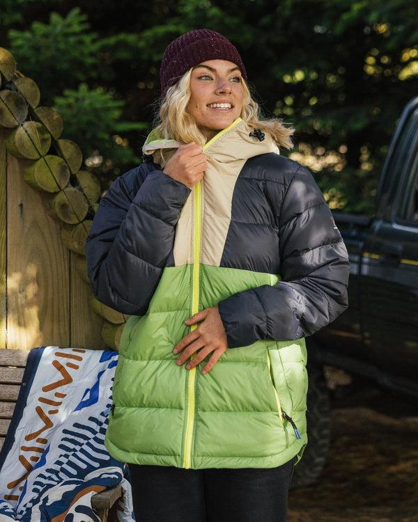 Passenger Women's Kai Recycled Insulated Jacket