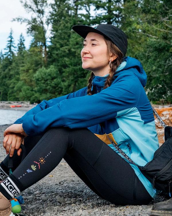 Passenger Women's Ocean Recycled Softshell Anorak