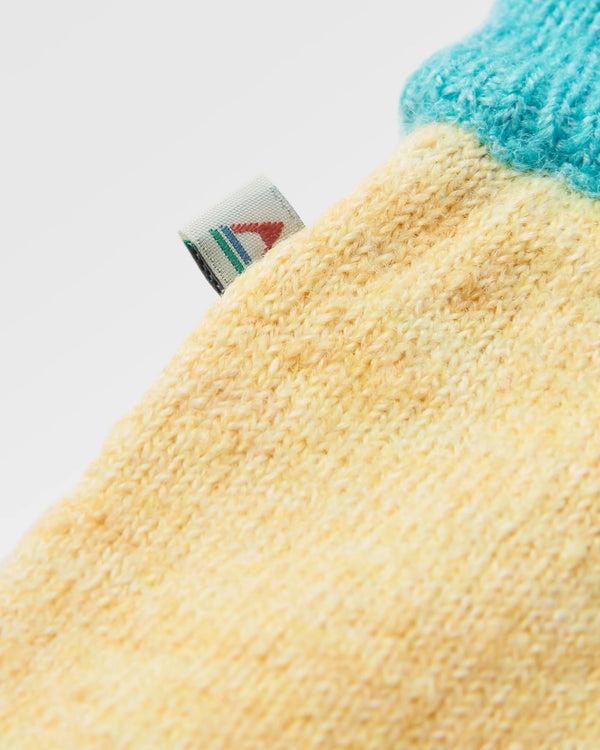 Passenger Women's Scenic 'Light' Knitted Short