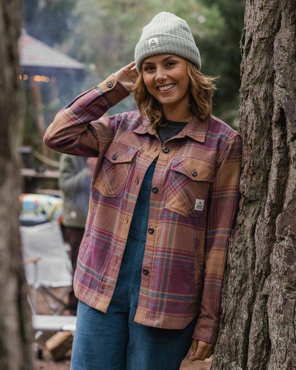 Passenger Women's Stella Organic Cotton LS Shirt