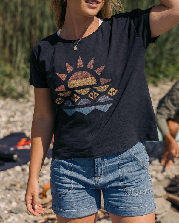 passenger Women's Sunray Recycled Cotton T-Shirt