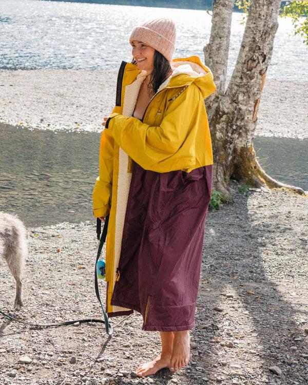 passenger Waves Recycled Sherpa Lined Changing Robe