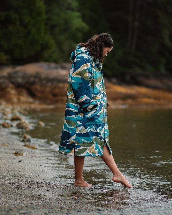 Passenger Waves Recycled Sherpa Lined Changing Robe
