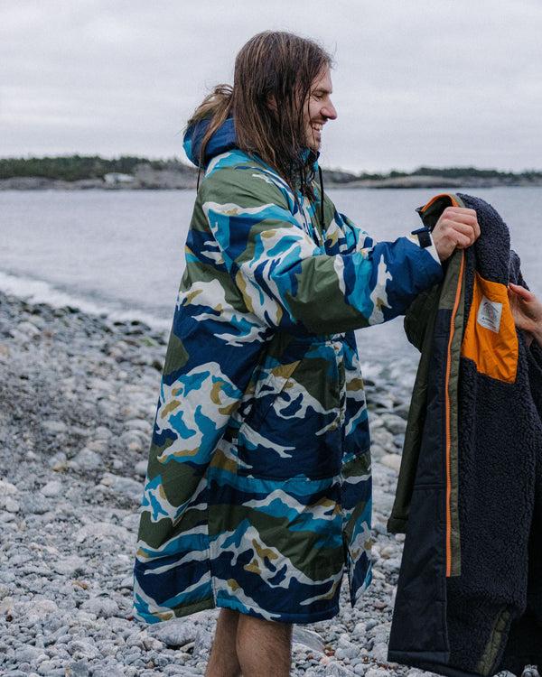 Passenger Waves Recycled Sherpa Lined Changing Robe