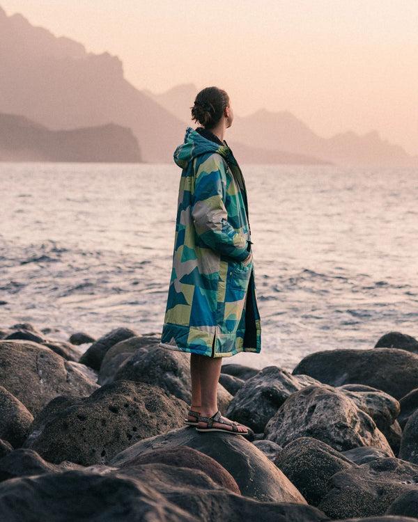 Passenger Waves Recycled Sherpa Lined Changing Robe