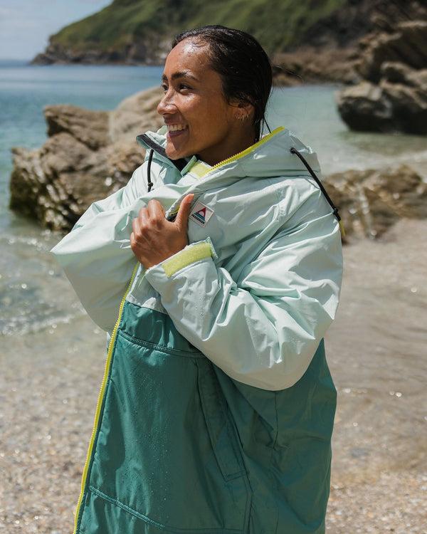 Passenger Waves Recycled Sherpa Lined Changing Robe