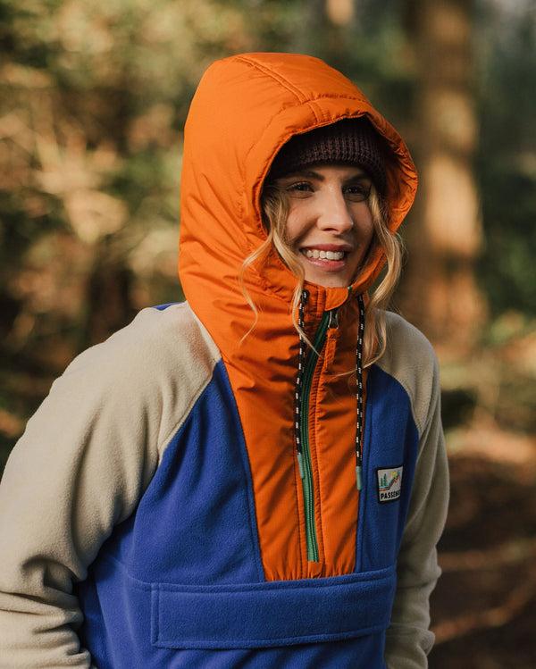 Passenger Women's Alexander Recycled Polar Hooded Fleece