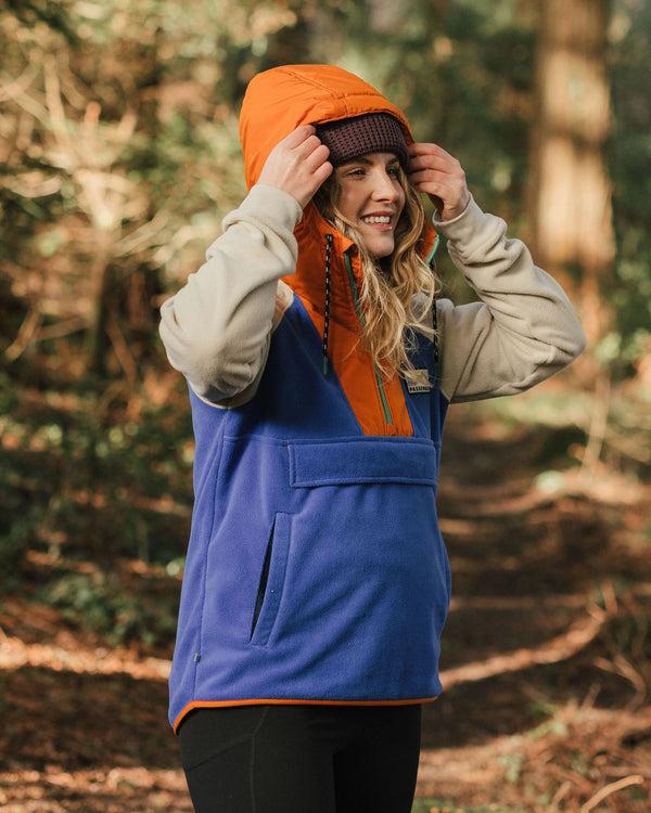 Passenger Women's Alexander Recycled Polar Hooded Fleece
