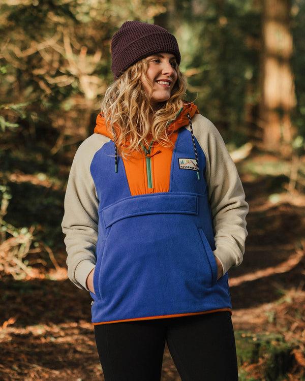 passenger Women's Alexander Recycled Polar Hooded Fleece