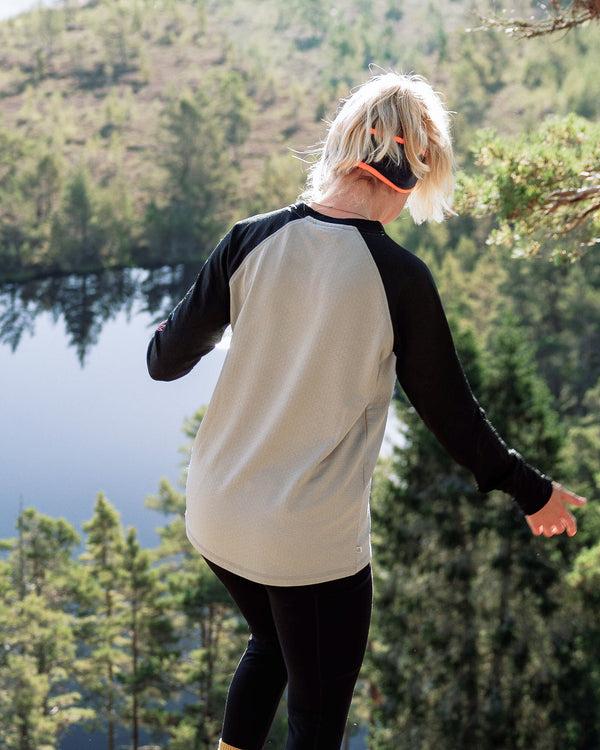 Passenger Women's Atlantis Recycled Base Layer LS T-Shirt