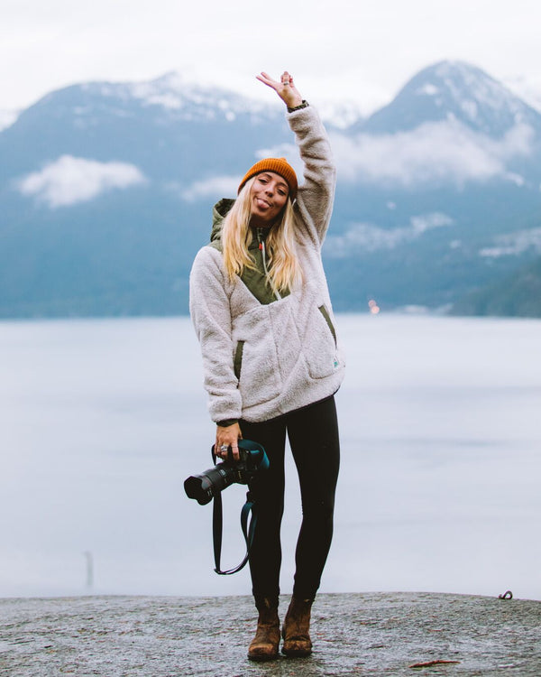 passenger Women's Beaumont Recycled Sherpa Hooded Fleece