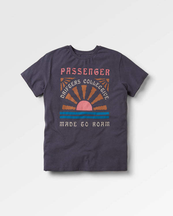 Passenger Women's Drifters Oversized Recycled Cotton T-Shirt